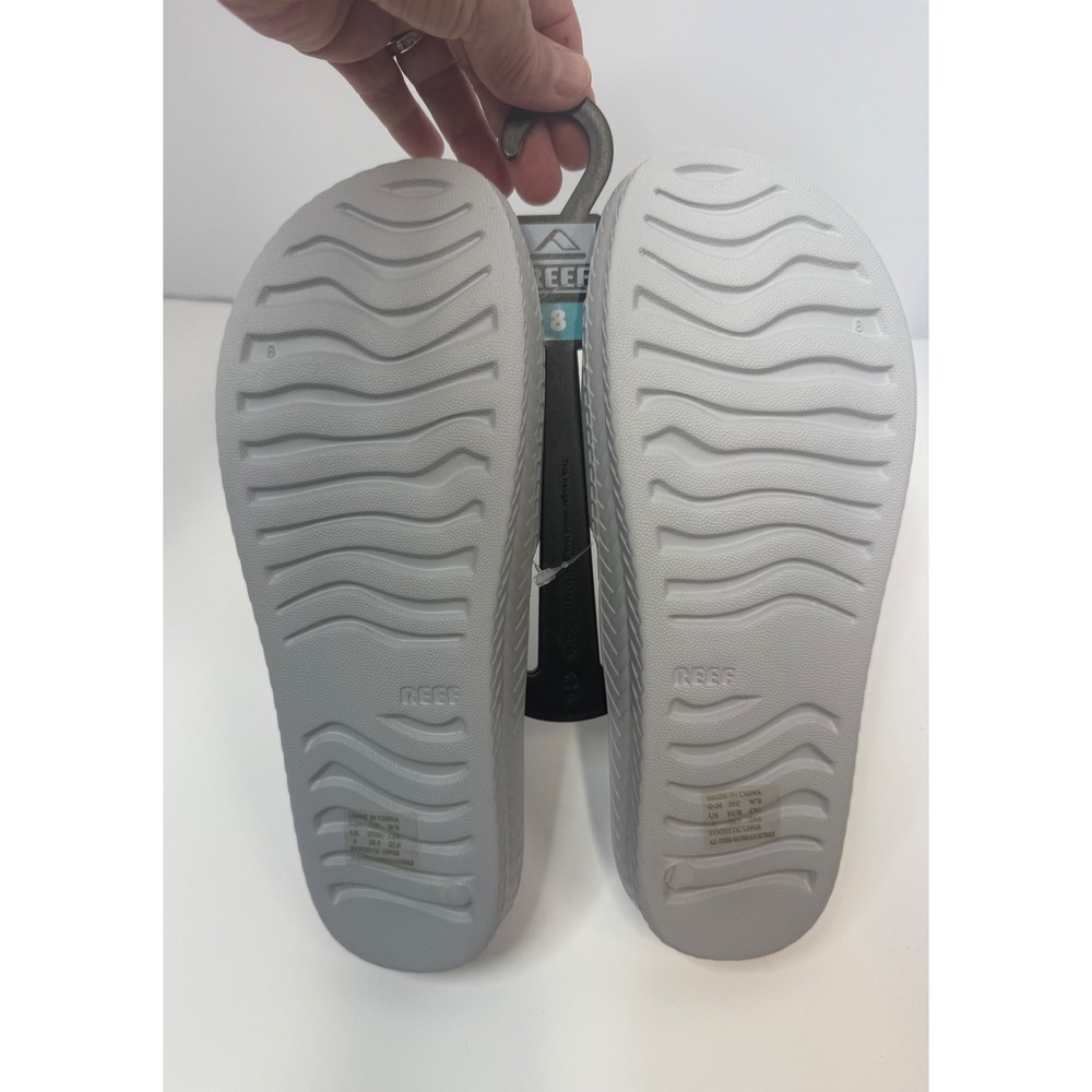 Reef Women's Water Scout Slides Gray size  8 NWT - Picture 3 of 5